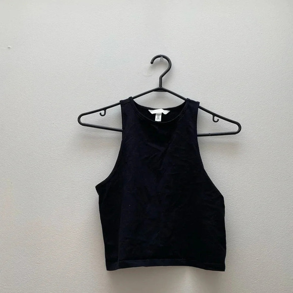 H&M - Two Layering Summer Crop Top Bundle - Picture 8 of 10